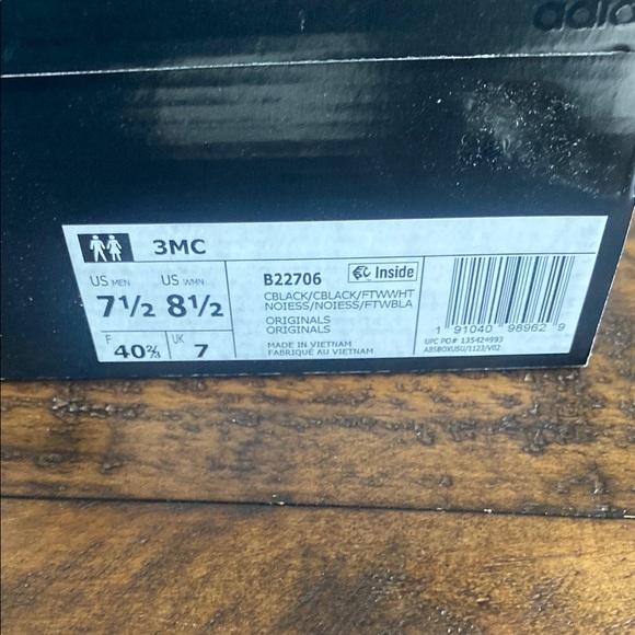 Adidas 3MC Black and White Sneakers. Mens 7.5/ Woman’s 8.5. New in box - Picture 8 of 9